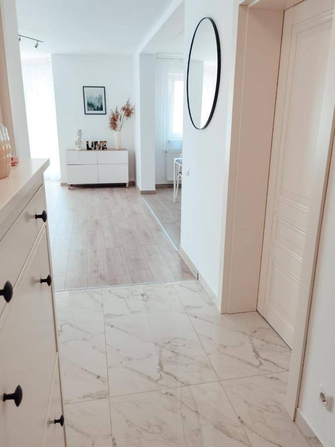 קלוז'-נאפוקה Silver Eden Apartments מראה חיצוני תמונה