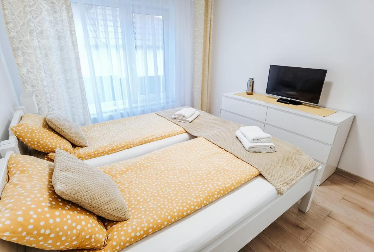קלוז'-נאפוקה Silver Eden Apartments מראה חיצוני תמונה